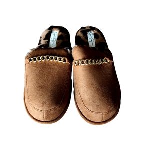 Jessica Simpson Plush Scuff Slippers